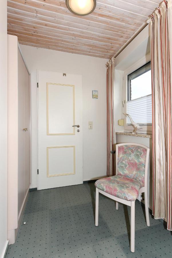 Ferienwohnungen Haus Sternenlicht Esens Exterior foto
