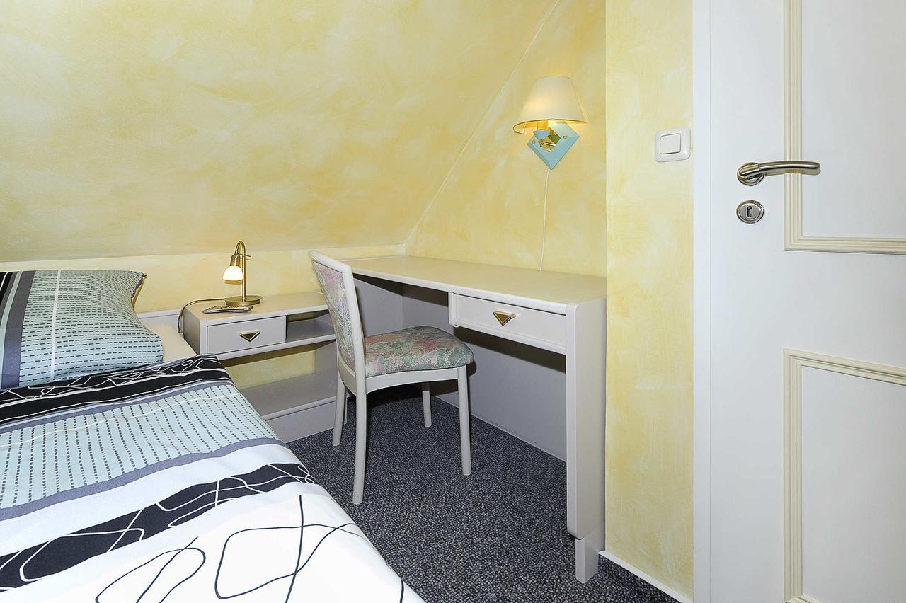 Ferienwohnungen Haus Sternenlicht Esens Exterior foto